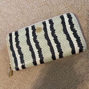 Tory Burch black and cream snakeskin women’s wallet
